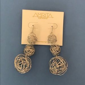 Dangling silver earrings NWT